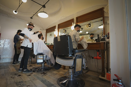 Mad Scissors Temple Of Groom Barbería thumb 4